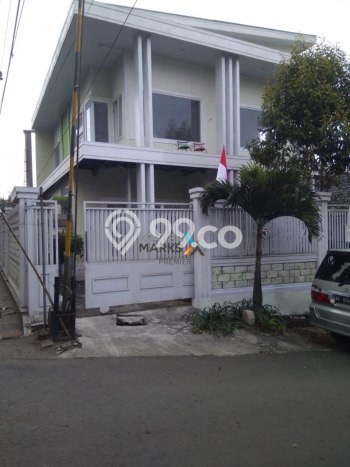Rumah Minimalis 5 Kamar LT 268m2 di Batu Rumah Minimalis 5 Kamar LT 268m2 di Batu