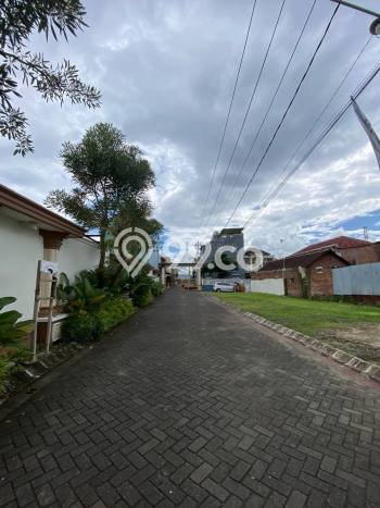Rumah Strategis Modern Lb 79m2 di Pakis, Malang Rumah Strategis Modern Lb 79m2 di Pakis, Malang