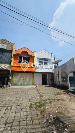 Unit Ruko Dijual di Klojen Malang Luas Bangunan 120m2 Unit Ruko Dijual di Klojen Malang Luas Bangunan 120m2