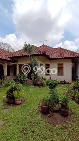 Hunian Mewah Siap Huni LT 640m2 di Klojen, Malang Hunian Mewah Siap Huni LT 640m2 di Klojen, Malang