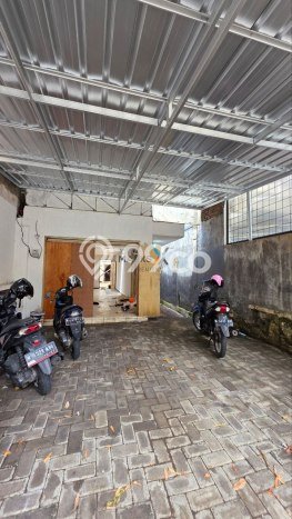 Untuk Dijual Komersial di Blimbing Malang LT 414m2 / LB 420m2 Untuk Dijual Komersial di Blimbing Malang LT 414m2 / LB 420m2