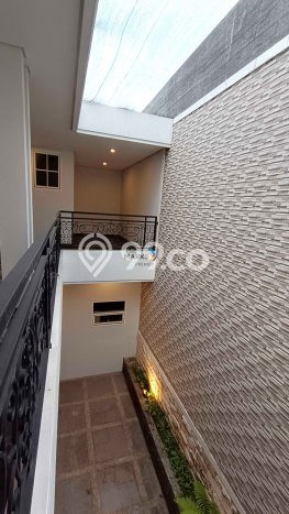 Rumah Luxury Modern Siap Huni di Araya Malang Rumah Luxury Modern Siap Huni di Araya Malang