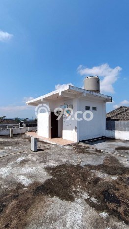 For Sale! Luxury House LT 200m2 Desain Elegan di Araya For Sale! Luxury House LT 200m2 Desain Elegan di Araya