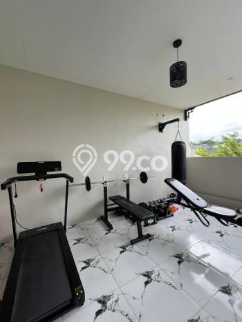 Rumah Elit Modern Tanpa Renovasi di Araya Malang Rumah Elit Modern Tanpa Renovasi di Araya Malang