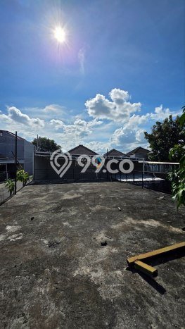 Unit Komersial Dijual di Malang LT 1000m2 & LB 400m2 Unit Komersial Dijual di Malang LT 1000m2 & LB 400m2