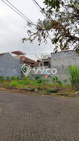 Tanah Dijual Lokasi Strategis di Malang dengan Luas 300m2 Tanah Dijual Lokasi Strategis di Malang dengan Luas 300m2