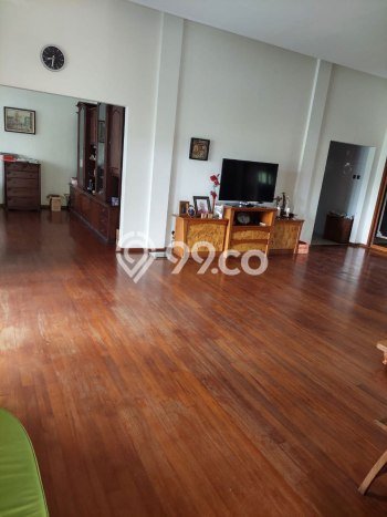 Hunian Mewah LB 1500m2 Siap Pakai Desain Elegan di Dieng Tidar, Malang Hunian Mewah LB 1500m2 Siap Pakai Desain Elegan di Dieng Tidar, Malang