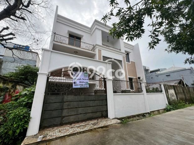 Hunian Eksklusif Dijual LT 180m2 di Rappocini, Makassar Hunian Eksklusif Dijual LT 180m2 di Rappocini, Makassar