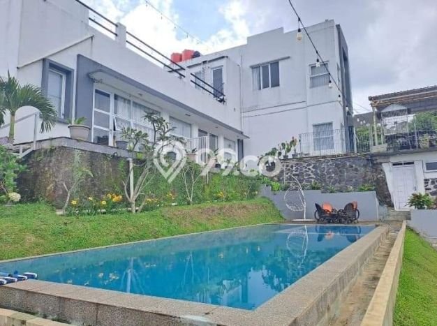 For Sale Rumah Mewah Exclusive di Parongpong, Bandung Barat For Sale Rumah Mewah Exclusive di Parongpong, Bandung Barat