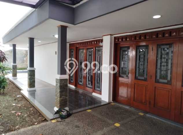 Dijual Hunian Mewah dengan Fasilitas Sekitar Komplit di Cimenyan, Bandung Dijual Hunian Mewah dengan Fasilitas Sekitar Komplit di Cimenyan, Bandung