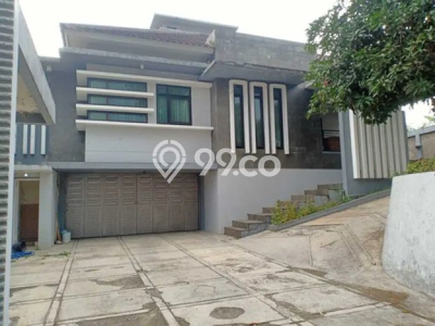 Siap Huni Rumah Mewah 6 Kamar di Sukasari Dekat ke Mana Pun Siap Huni Rumah Mewah 6 Kamar di Sukasari Dekat ke Mana Pun