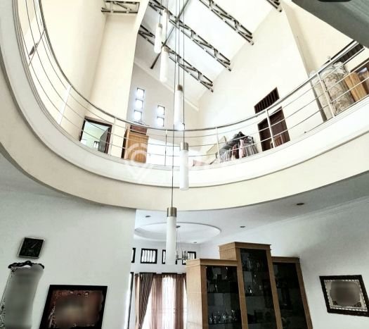 Dijual Rumah Premium dengan Fasilitas Sekitar Lengkap di Kiaracondong, Bandung Dijual Rumah Premium dengan Fasilitas Sekitar Lengkap di Kiaracondong, Bandung