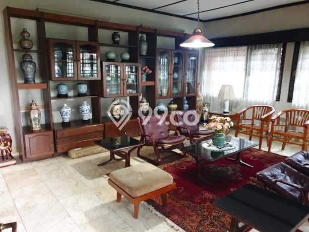 Hunian Mewah Dijual LT 1738m2 di Coblong, Bandung Hunian Mewah Dijual LT 1738m2 di Coblong, Bandung