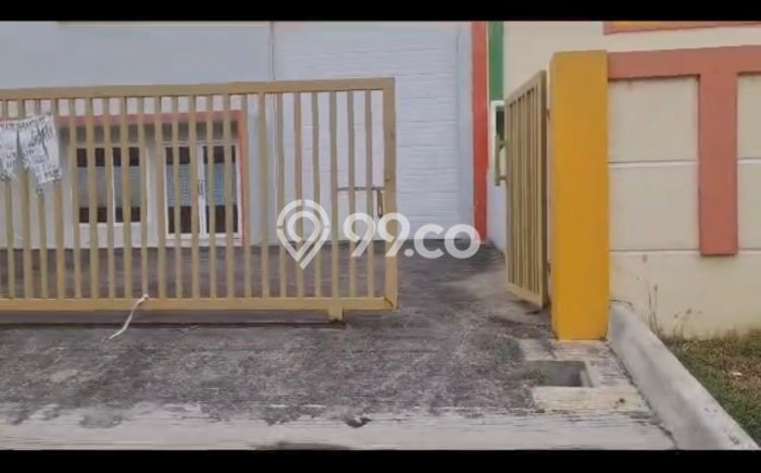 Gudang disewakan di Lippo Cikarang Cikarang dengan luas bangunan 400m2 Gudang disewakan di Lippo Cikarang Cikarang dengan luas bangunan 400m2