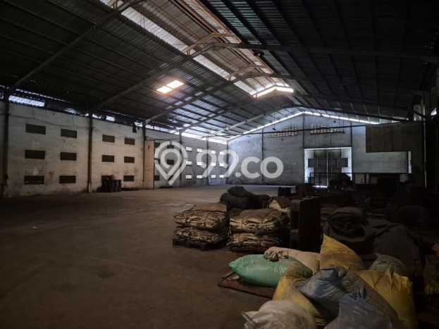 Unit Gudang Disewa Lokasi Cikarang Selatan, Bekasi Spesifikasi Luas Bangunan 5706m2 Unit Gudang Disewa Lokasi Cikarang Selatan, Bekasi Spesifikasi Luas Bangunan 5706m2