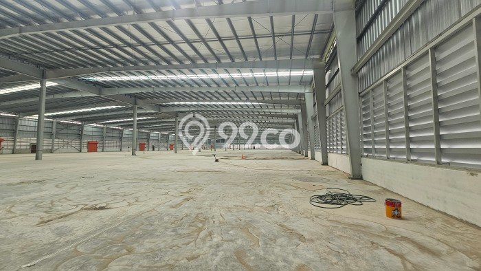 Unit Gudang disewakan di Cikarang Pusat Bekasi dengan LT 22431m2 / LB 13332m2 Unit Gudang disewakan di Cikarang Pusat Bekasi dengan LT 22431m2 / LB 13332m2