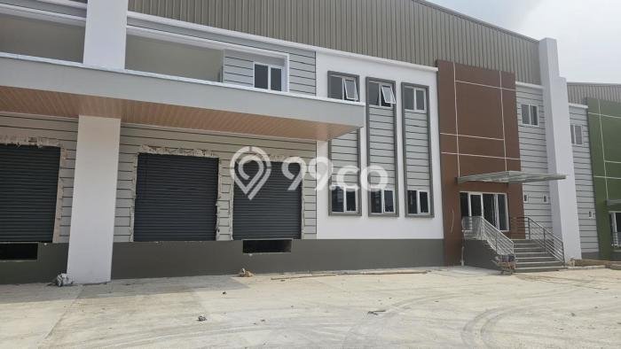 Gudang Disewa di Lippo Cikarang, Cikarang, LT 1800m2 / LB 1440m2 Gudang Disewa di Lippo Cikarang, Cikarang, LT 1800m2 / LB 1440m2