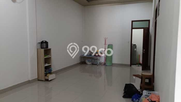 Lokasi strategis! Rumah siap pakai disewakan di Singkawang Barat LB 120m2 Lokasi strategis! Rumah siap pakai disewakan di Singkawang Barat LB 120m2