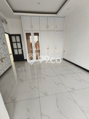 Siap Huni Hunian Elit 5 Kamar di Kelapa Gading Dekat ke Mana Saja Siap Huni Hunian Elit 5 Kamar di Kelapa Gading Dekat ke Mana Saja