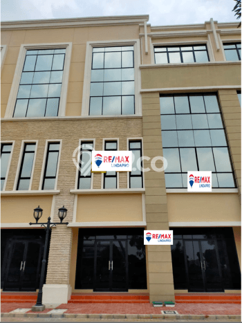 Unit Ruko Disewa Lokasi Kelapa Gading, Jakarta Utara Spesifikasi Luas Bangunan 270m2 Unit Ruko Disewa Lokasi Kelapa Gading, Jakarta Utara Spesifikasi Luas Bangunan 270m2