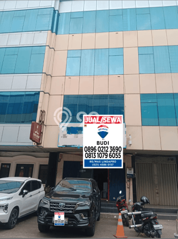 Ruko Komersial Disewakan di Kelapa Gading Jakarta Utara Luas 425m2 Ruko Komersial Disewakan di Kelapa Gading Jakarta Utara Luas 425m2