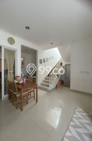Hunian Cantik Minimalis Lb 160m2 di Cakung, Jakarta Timur Hunian Cantik Minimalis Lb 160m2 di Cakung, Jakarta Timur