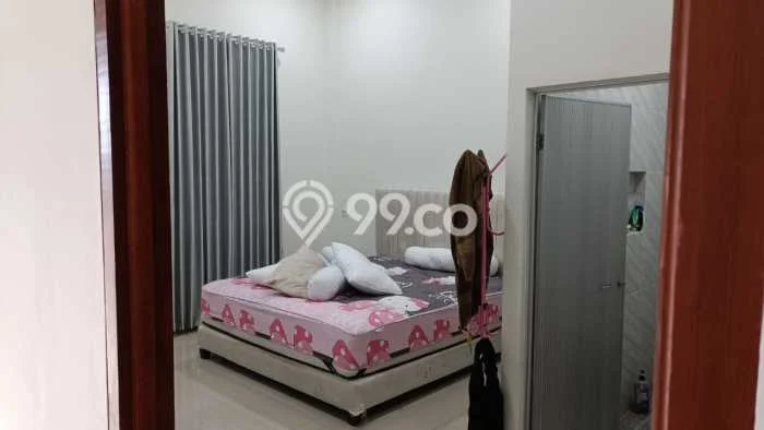 Lokasi strategis! Rumah siap pakai disewakan di Singkawang Barat LB 120m2 Lokasi strategis! Rumah siap pakai disewakan di Singkawang Barat LB 120m2
