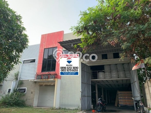 Unit Gudang Dijual di Tarumajaya Bekasi Luas Bangunan 450m2 Unit Gudang Dijual di Tarumajaya Bekasi Luas Bangunan 450m2