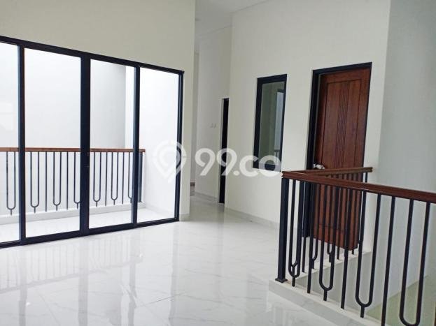 Siap Huni Rumah Mewah 5 Kamar di BSD Dekat ke Mana Pun Siap Huni Rumah Mewah 5 Kamar di BSD Dekat ke Mana Pun