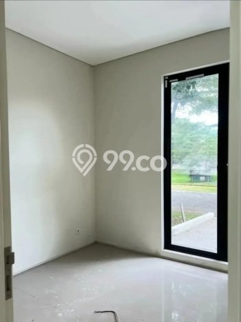 Rumah sewa siap huni 4 KT di Citraland, Surabaya Rumah sewa siap huni 4 KT di Citraland, Surabaya