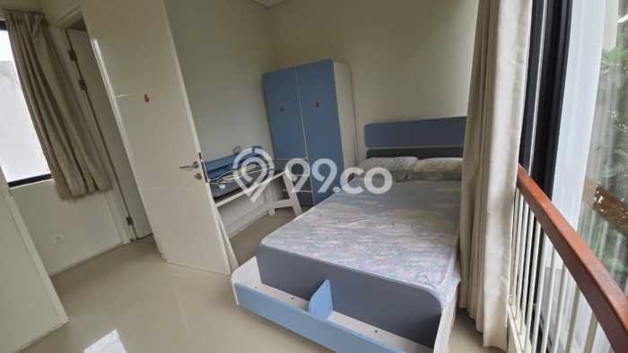 Disewakan! Rumah 2 Kamar Tidur &
2 Kamar Mandi di Citraland, Surabaya Disewakan! Rumah 2 Kamar Tidur &
2 Kamar Mandi di Citraland, Surabaya