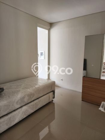 Rumah sewa siap pakai 3 KT di Citraland, Surabaya Rumah sewa siap pakai 3 KT di Citraland, Surabaya