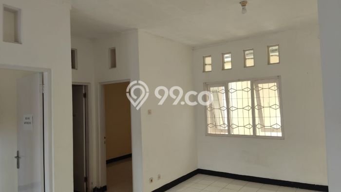 Rumah area , Dekat Tol, 1 KM, LT 105m2m² Bangunan 80m2m² Rumah area , Dekat Tol, 1 KM, LT 105m2m² Bangunan 80m2m²