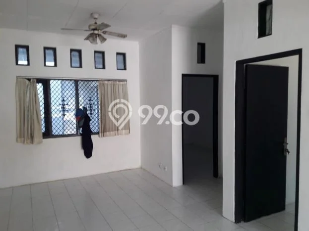 Rumah sewa siap pakai 3 Kamar Tidur di Citraland, Surabaya Rumah sewa siap pakai 3 Kamar Tidur di Citraland, Surabaya