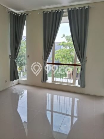 Disewakan! Rumah 2 Kamar Tidur &
2 Kamar Mandi di Citraland, Surabaya Disewakan! Rumah 2 Kamar Tidur &
2 Kamar Mandi di Citraland, Surabaya