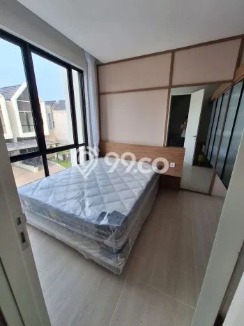 Rumah sewa siap pakai 3 Kamar Tidur di Citraland, Surabaya Rumah sewa siap pakai 3 Kamar Tidur di Citraland, Surabaya