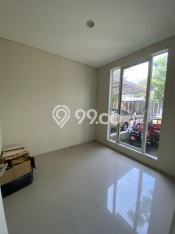HUNIAN IMPIAN! Rumah di , 2 KT, Bebas Banjir, LT 90m2m² Bangunan 70m2m² HUNIAN IMPIAN! Rumah di , 2 KT, Bebas Banjir, LT 90m2m² Bangunan 70m2m²