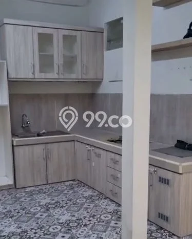 Rumah sewa siap pakai 1 KT di Citraland, Surabaya Rumah sewa siap pakai 1 KT di Citraland, Surabaya
