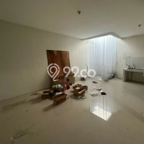 Rumah Sewa Surabaya LT 90m2 LB 70m2 Area Citraland Rumah Sewa Surabaya LT 90m2 LB 70m2 Area Citraland