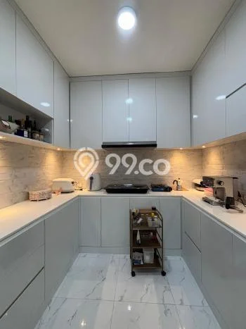 Rumah Modern 2 KT di Citraland Surabaya Semi Furnished Rumah Modern 2 KT di Citraland Surabaya Semi Furnished