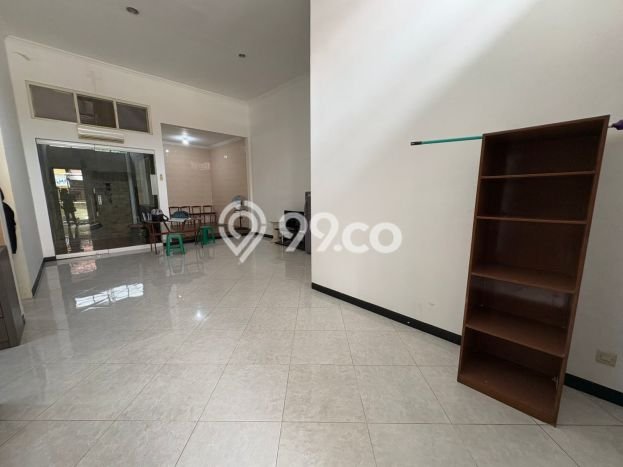 Rumah sewa siap huni 3 KT di Citraland, Surabaya Rumah sewa siap huni 3 KT di Citraland, Surabaya