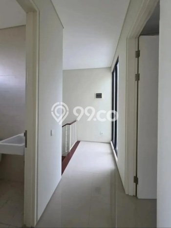 Rumah sewa siap huni 4 KT di Citraland, Surabaya Rumah sewa siap huni 4 KT di Citraland, Surabaya