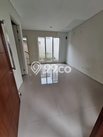 Jarang Ada! Rumah Sewa 3 Kamar Nyaman Siap Huni Citraland Jarang Ada! Rumah Sewa 3 Kamar Nyaman Siap Huni Citraland
