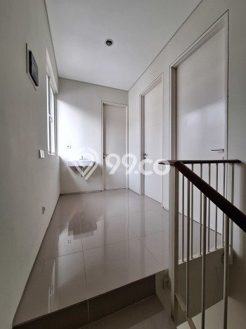 Rumah Asri area , 2 KM, Luas 105m2m² Bangunan 89m2m² Rumah Asri area , 2 KM, Luas 105m2m² Bangunan 89m2m²