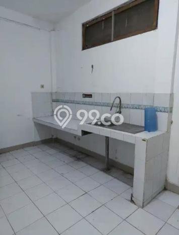 Jarang Ada! Rumah Sewa 4 Kamar Bagus Siap Huni Citraland Jarang Ada! Rumah Sewa 4 Kamar Bagus Siap Huni Citraland