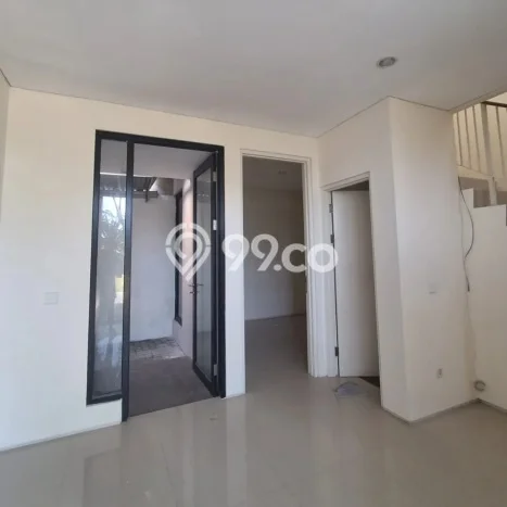 Dijual Hunian Rumah Terawat 2 KT di Citraland, Surabaya Dijual Hunian Rumah Terawat 2 KT di Citraland, Surabaya