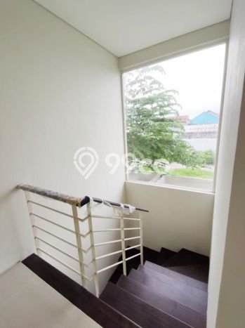 SPECIAL RATE! Rumah di , 3 KM, Area Asri, LT 120m2m² LB 125m2m² SPECIAL RATE! Rumah di , 3 KM, Area Asri, LT 120m2m² LB 125m2m²