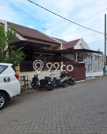 Rumah sewa siap huni 3 KT di Citraland, Surabaya Rumah sewa siap huni 3 KT di Citraland, Surabaya
