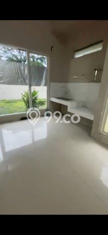 Rumah sewa siap pakai 3 Kamar Tidur di Citraland, Surabaya Rumah sewa siap pakai 3 Kamar Tidur di Citraland, Surabaya