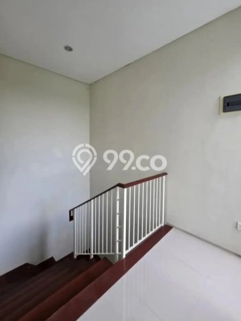 Rumah sewa siap huni 4 KT di Citraland, Surabaya Rumah sewa siap huni 4 KT di Citraland, Surabaya